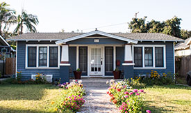 Typical California Bungalow (1922) 429 W. Jacaranda Place