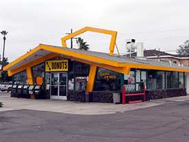 B & B Donuts (1965) 925 S. Harbor Boulevard