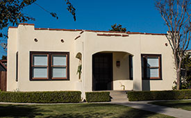 Residence (1927) 1105 E. Whiting Avenue 