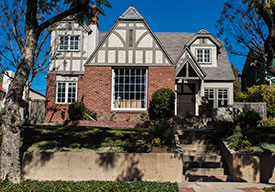 Residence (1927; remodeled 1999) - 441 W. Brookdale Place